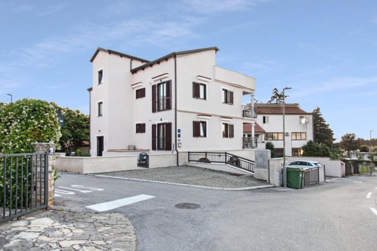Apartments Villa Alba Poreč Extérieur photo
