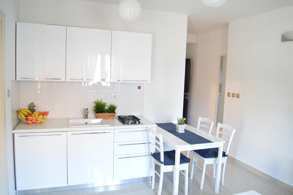 Apartments Villa Alba Poreč Extérieur photo